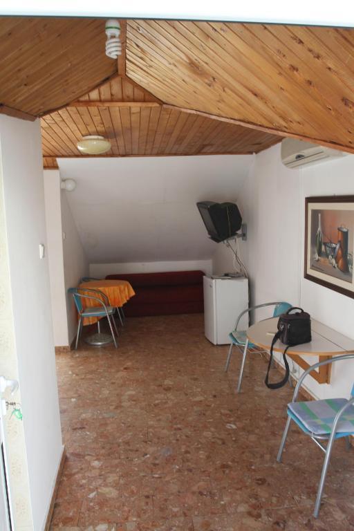 Apartments Popovic Petrovac Quarto foto